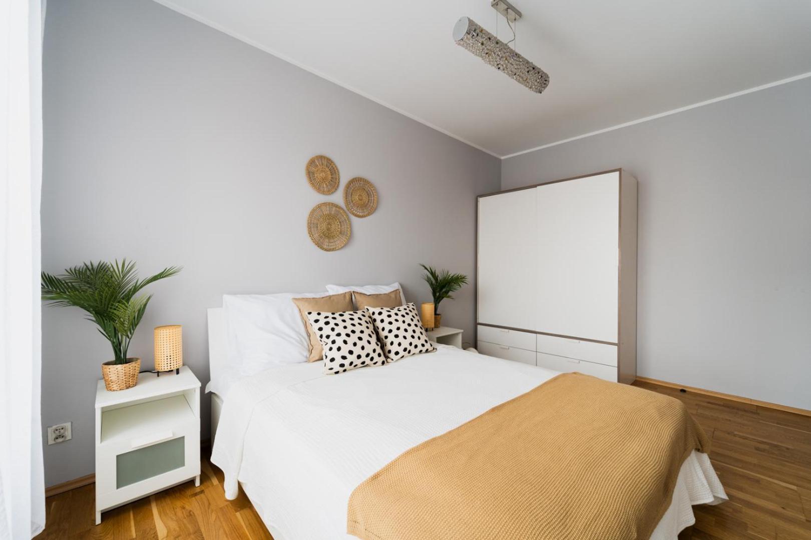 Big Apartment Old Town - 3 Rooms- 7 People-Lift- Near Town Hall Wroclaw Dış mekan fotoğraf